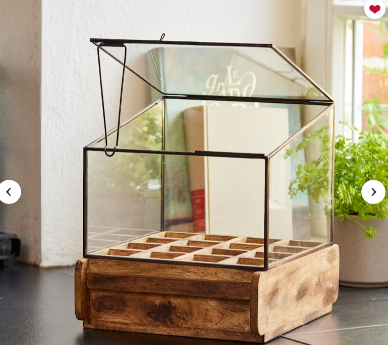 Opkweekhuis met 16 Compartimenten — Handgemaakt van Gerecycled Boomgaardhout