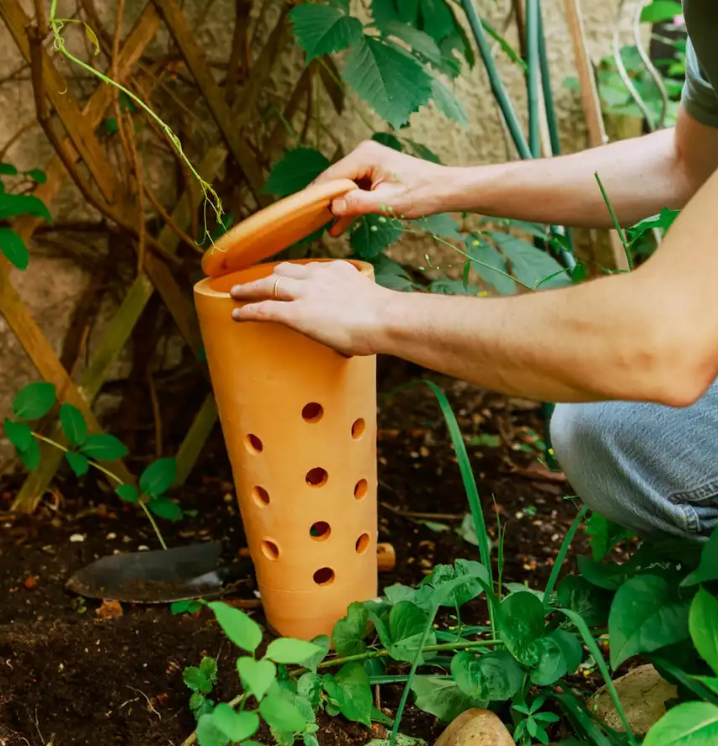 Drie composters voor bloembakken en moestuin 15x35 cm