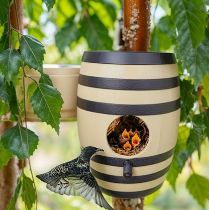 Hangend vogelhuisje met invliegopening voor kleine tuinvogels