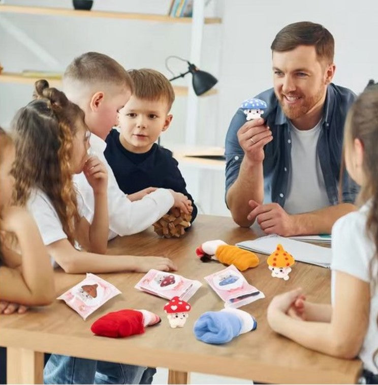 naaldvilten voor beginners - naaldvilt pakket lieve paddenstoeltjes - naaldvilten voor starters - starterspakket naaldvilten - naaldvilten voor liefhebbers