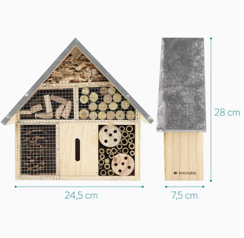 Detail van houten insectenhotel met natuurlijke materialen voor tuinhabitat