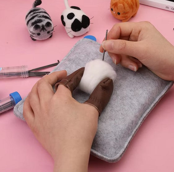 naaldvilten voor beginners - naaldvilt pakket lieve poesjes - naaldvilten voor starters - starterspakket naaldvilten